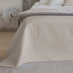 Studio Collection Diamond 100% Cotton Coverlet Set with Shams