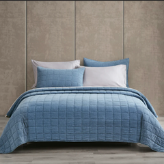 Squares 100% Cotton Coverlet Set With Shams