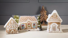 Gingerbread House Lumbar Cushion 12"x17"