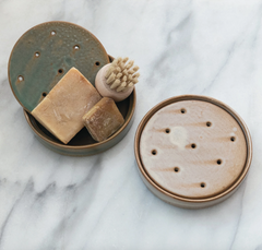 Round Stoneware Soap Dish With Removable Tray Assorted Colours