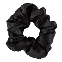 Wash The Day Away! Plush Makeup 2 Face Cloths & Scrunchie Gift Set