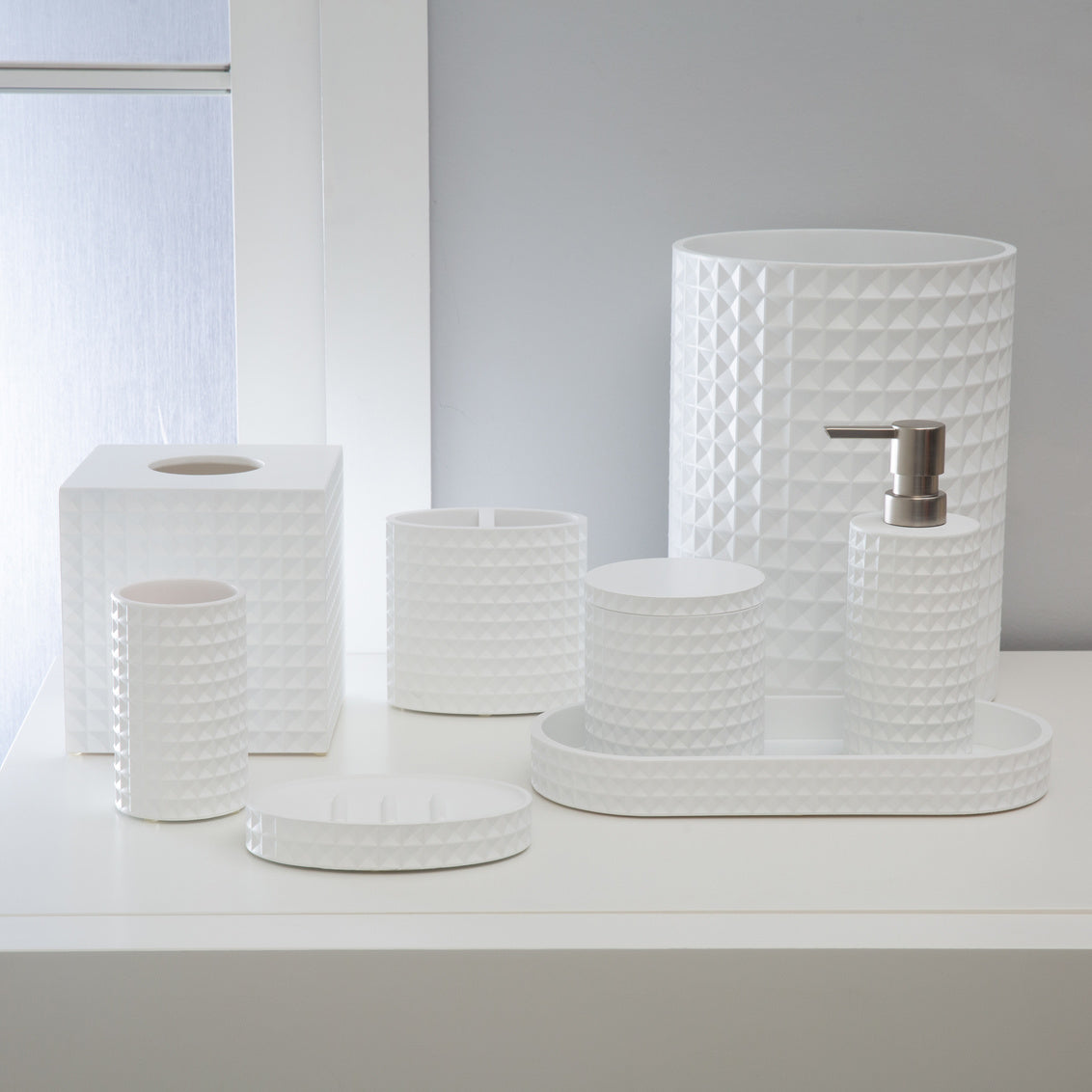 Braemar White Resin TIssue Boutique – Beddazzle