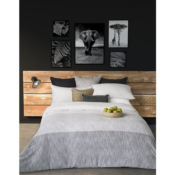 Fleetwood Duvet Cover Set w/ Shams Queen